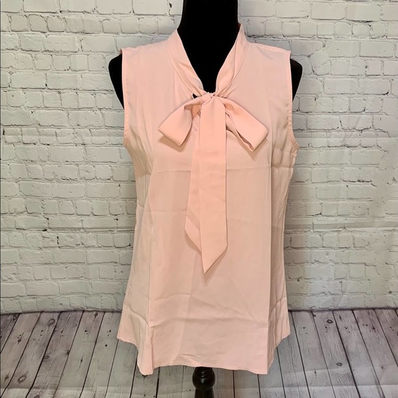Tops - 𝅺BOUTIQUE Ladies Medium  Light Pink Tank Top Bow Neckline Detail